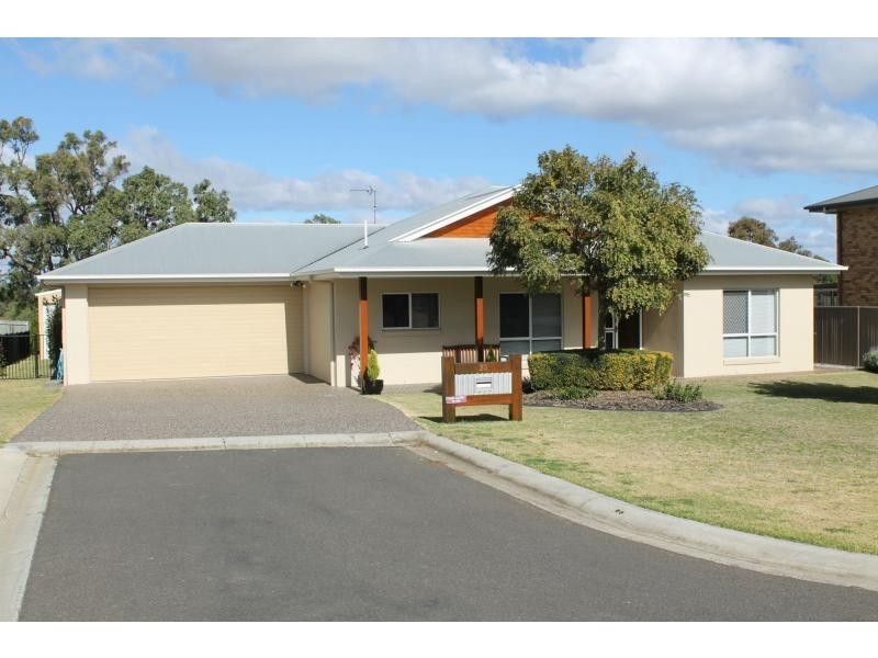 23 Rodeo Drive, Warwick QLD 4370