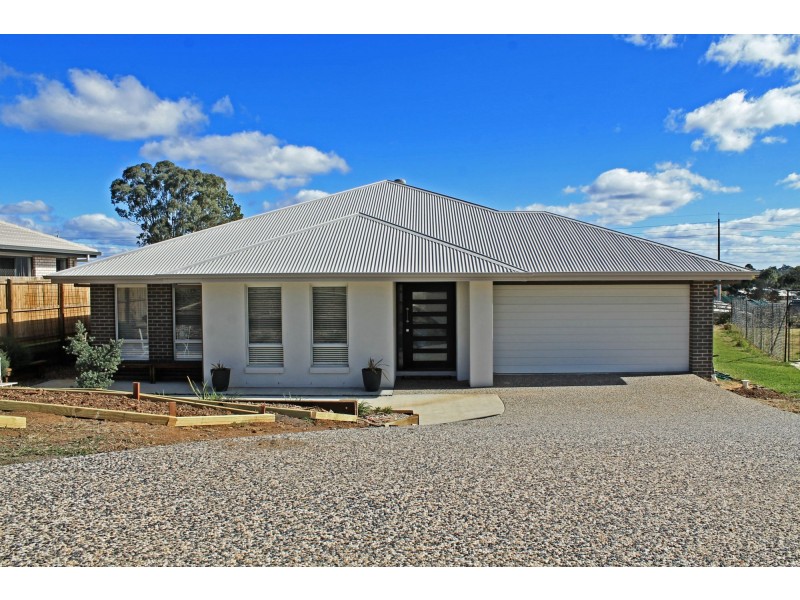 7 Glenwood Court, Warwick QLD 4370