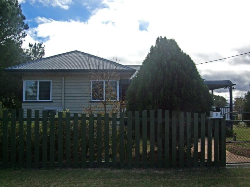 3 Pratten Street, Warwick QLD 4370