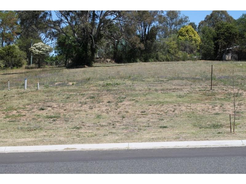 L2-7 Coe Street, Warwick QLD 4370