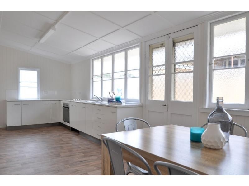 34 Albert Street, Warwick QLD 4370