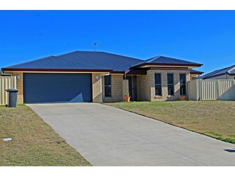 32 Himyar Drive, Warwick QLD 4370