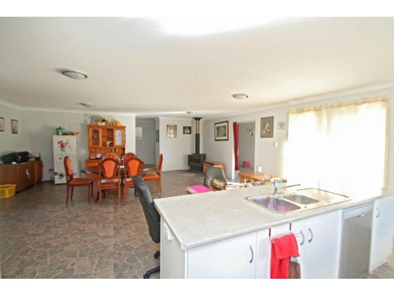 32 Himyar Drive, Warwick QLD 4370