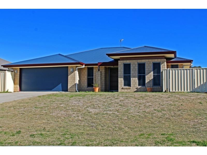 32 Himyar Drive, Warwick QLD 4370