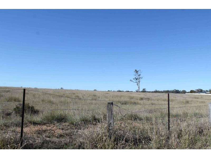 33 Doncaster Drive, Warwick QLD 4370