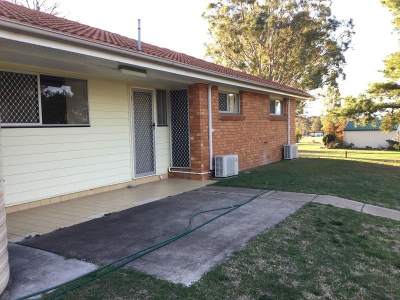 8 Quinn Street, Warwick QLD 4370