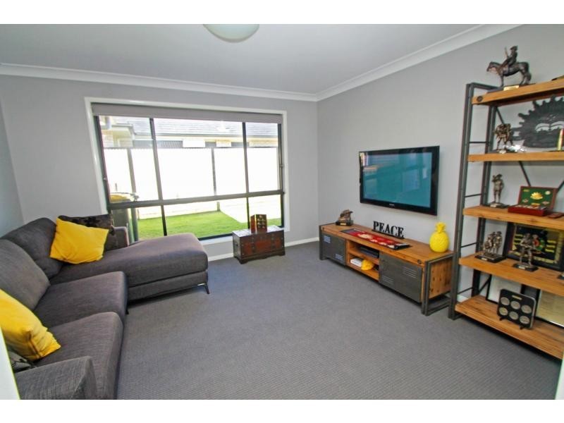 13 Lakeview Avenue, Warwick QLD 4370