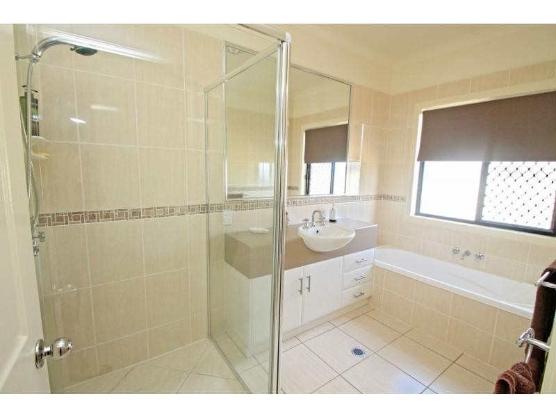 18 Hans Borgar Court, Warwick QLD 4370