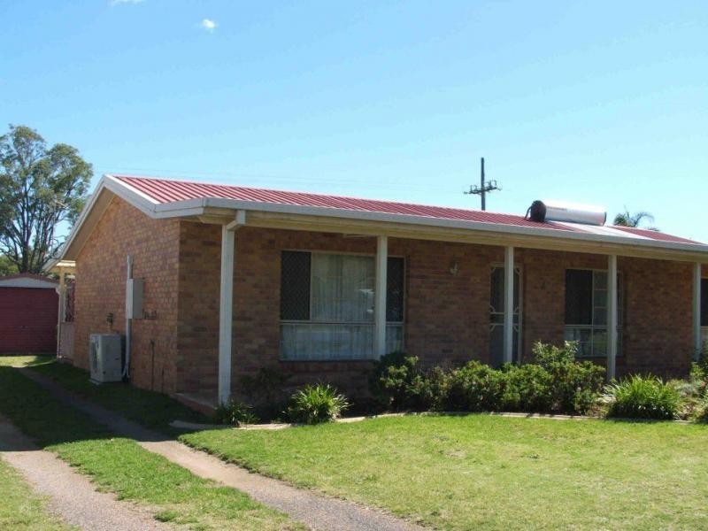 4 Flynn Drive, Warwick QLD 4370