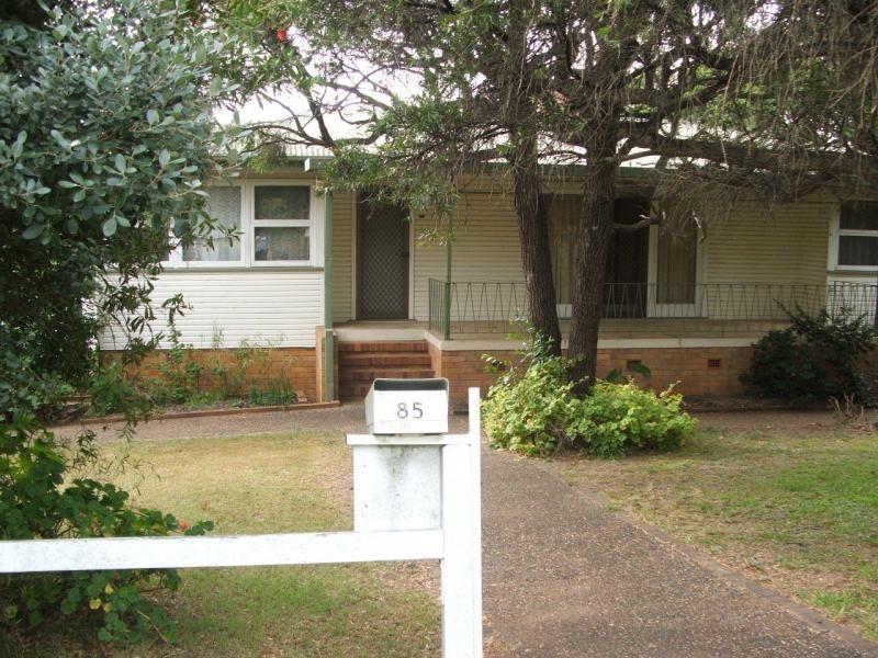 85 Locke Street, Warwick QLD 4370