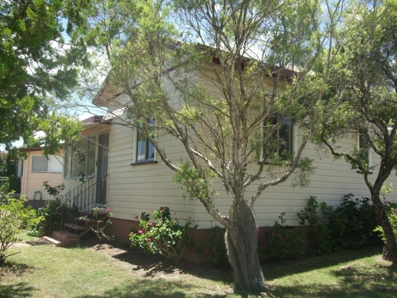 164 Wood Street, Warwick QLD 4370
