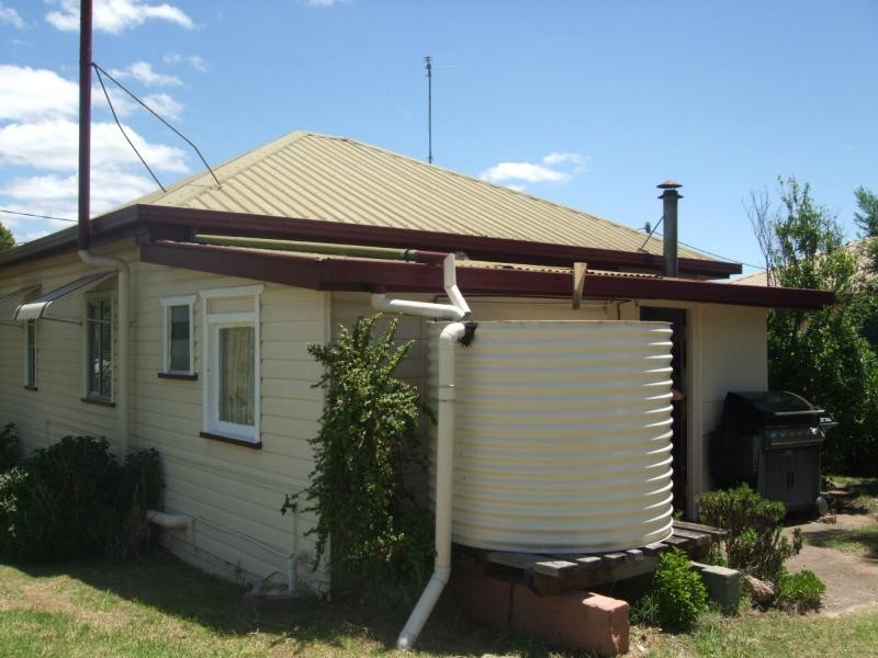 164 Wood Street, Warwick QLD 4370