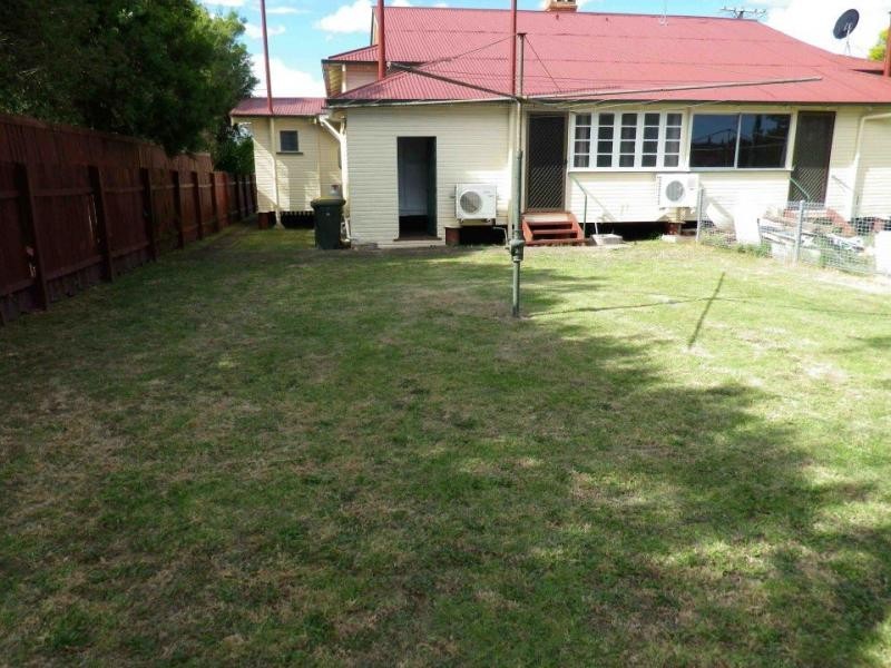 2/132 Grafton Street, Warwick QLD 4370