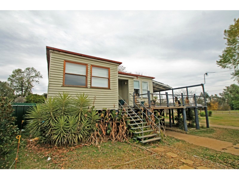 42 Albert Street, Warwick QLD 4370