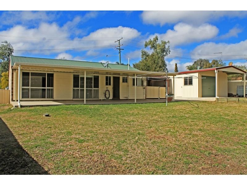 18 Peace Street, Warwick QLD 4370