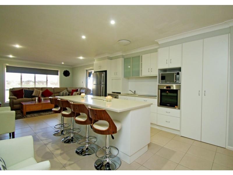 Duplex 1/11 Hans Borgar Court, Warwick QLD 4370
