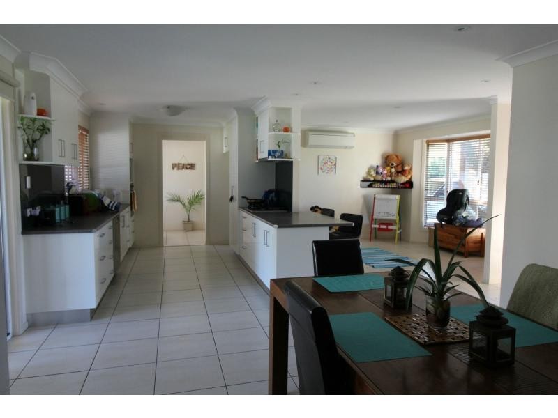 14 Fairwill Drive, Rosenthal Heights QLD 4370