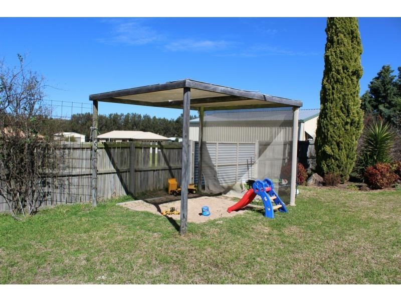 14 Fairwill Drive, Rosenthal Heights QLD 4370