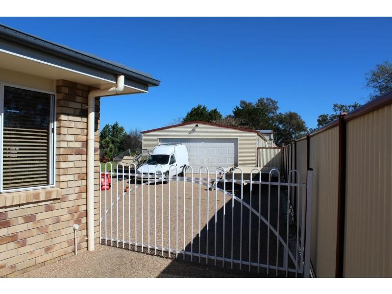 14 Fairwill Drive, Rosenthal Heights QLD 4370