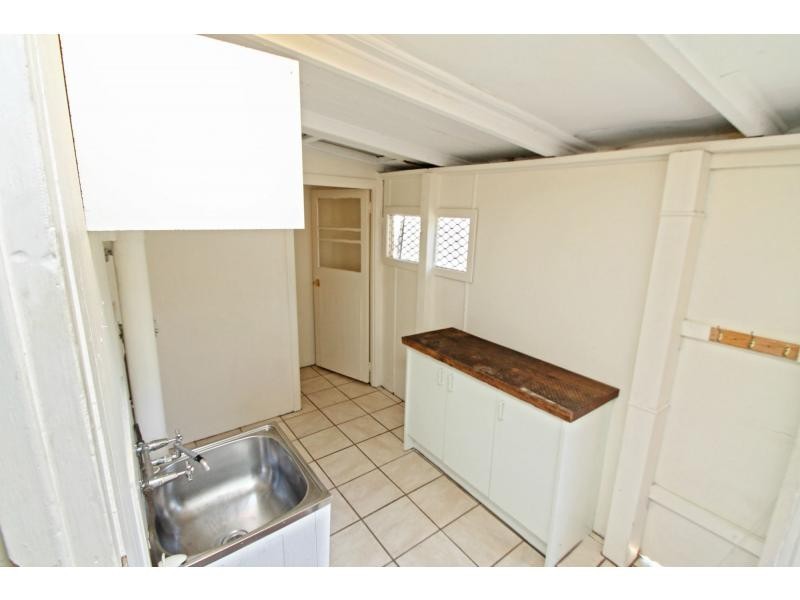 23 Stewart Avenue, Warwick QLD 4370