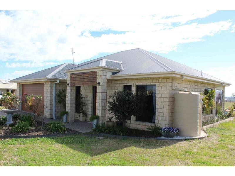 8 Amarina Avenue, Warwick QLD 4370