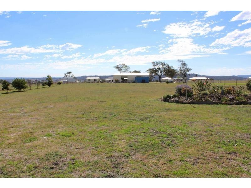 8 Amarina Avenue, Warwick QLD 4370