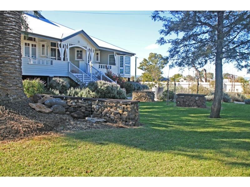 33 Pratten Street, Warwick QLD 4370