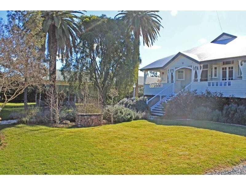 33 Pratten Street, Warwick QLD 4370