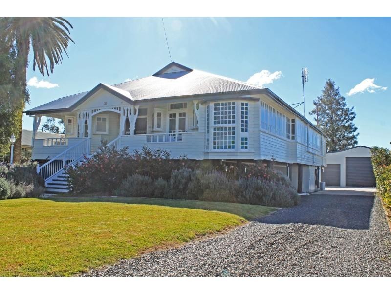 33 Pratten Street, Warwick QLD 4370