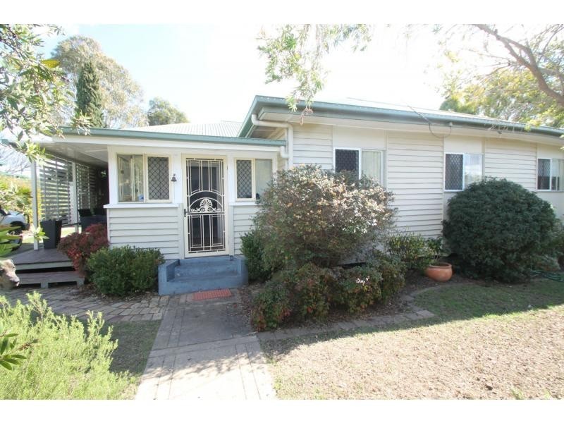37 Myrtle Avenue, Warwick QLD 4370