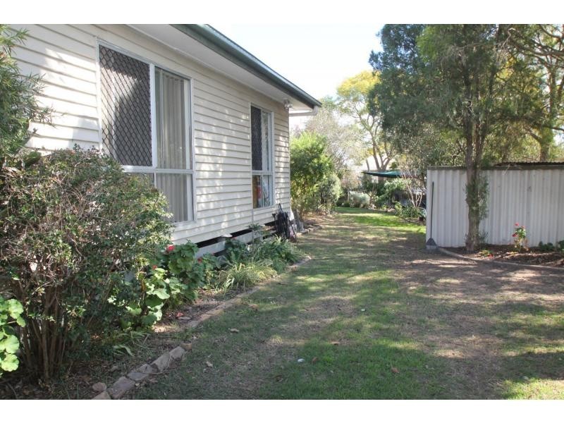 37 Myrtle Avenue, Warwick QLD 4370