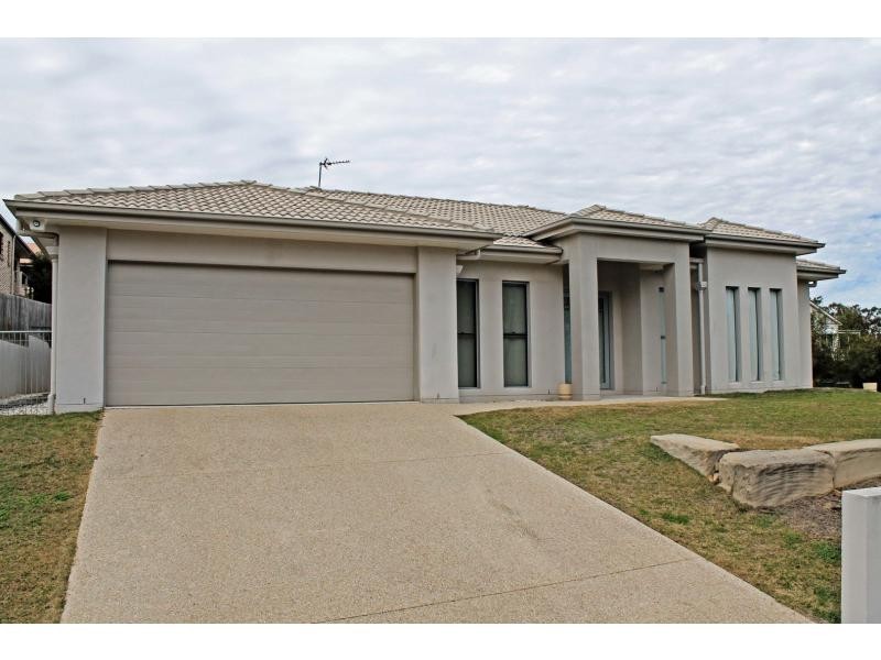 2 Rodeo Drive, Warwick QLD 4370