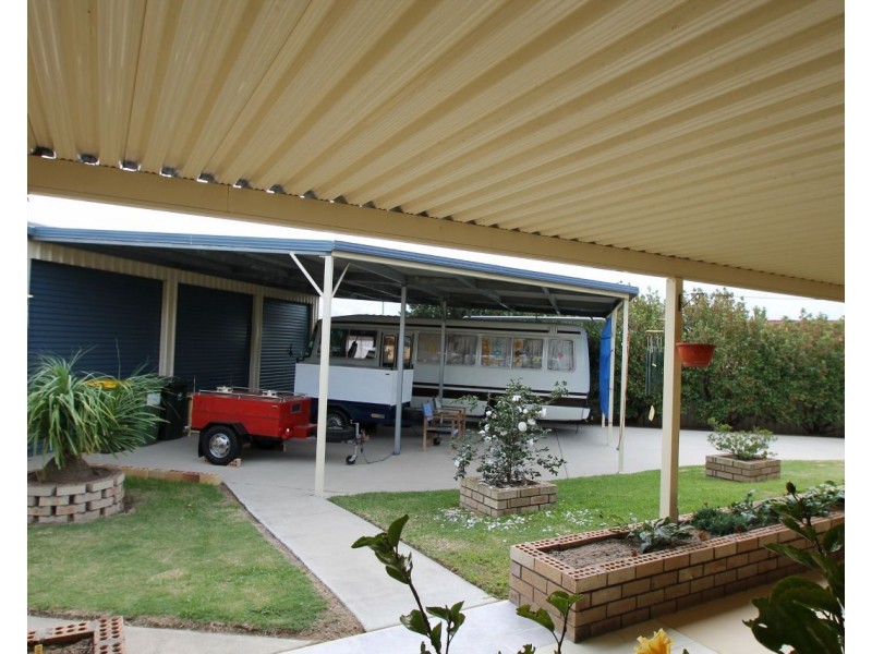 32 Doncaster Drive, Warwick QLD 4370