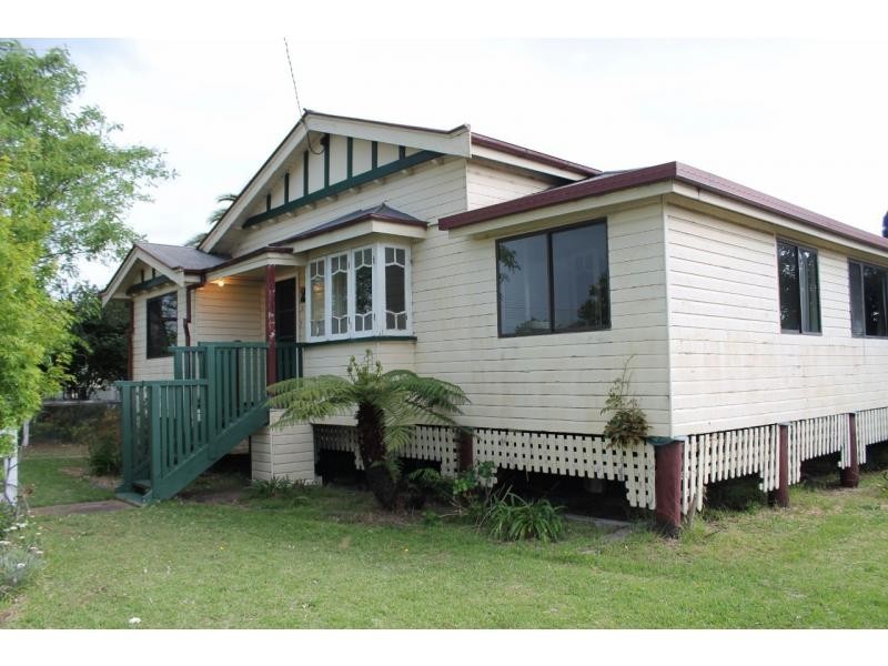 29 Wood Street, Warwick QLD 4370