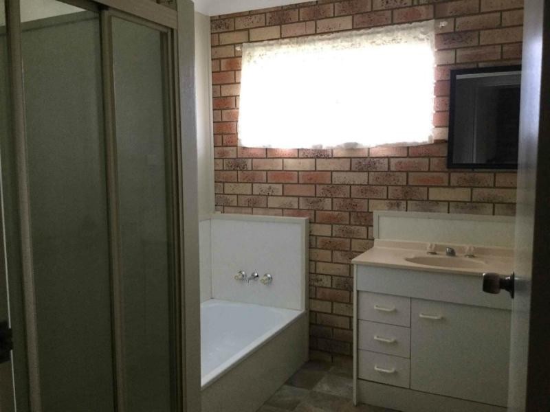 11 Dianne Court, Warwick QLD 4370