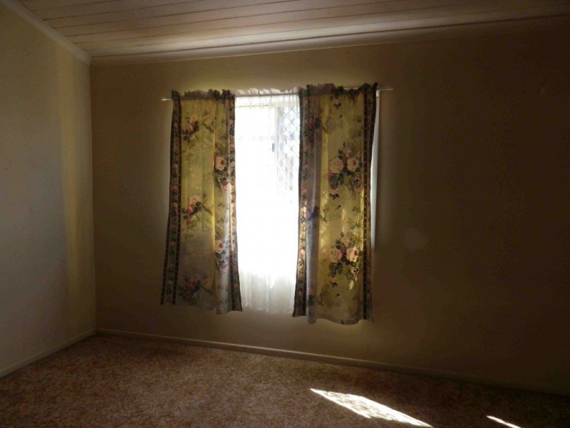 1/27 Locke Street, Warwick QLD 4370