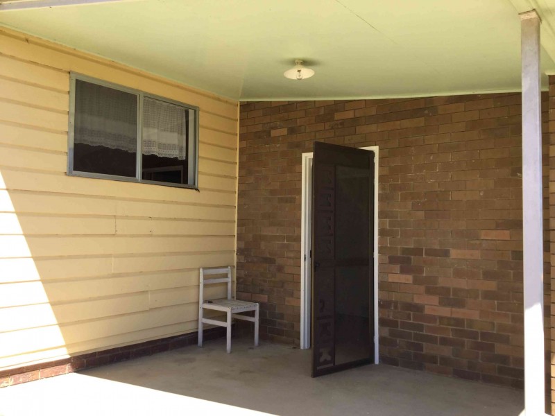 1/27 Locke Street, Warwick QLD 4370