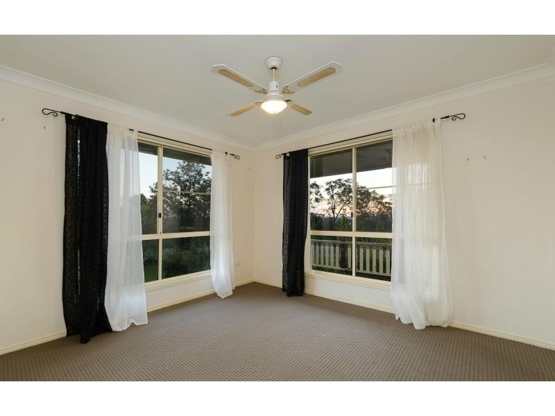 24 Westview Road, Warwick QLD 4370