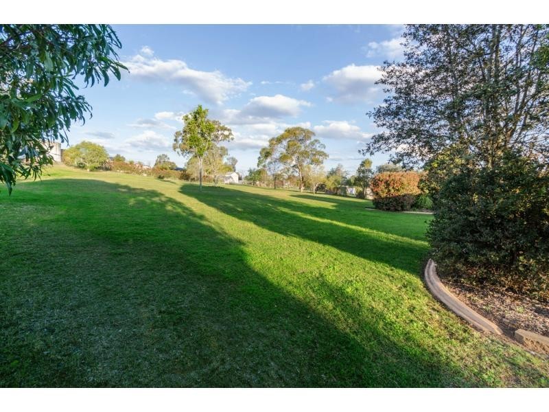 24 Westview Road, Warwick QLD 4370