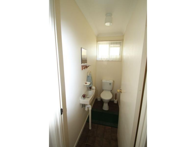 2 Raff Street, Allora QLD 4362