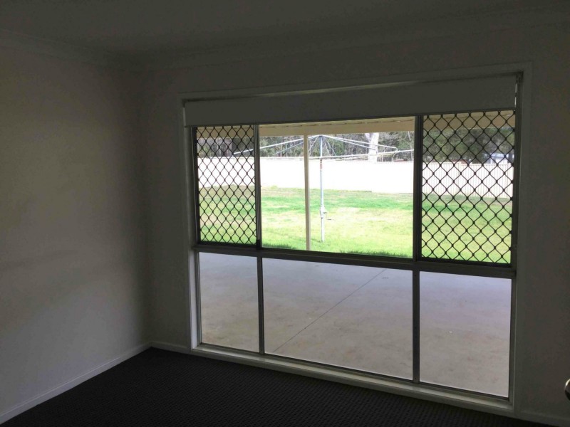 18 Peace Street, Warwick QLD 4370