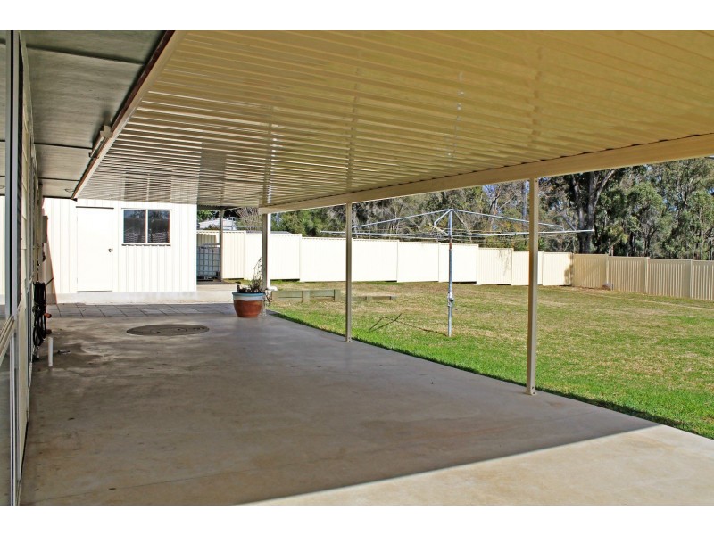 18 Peace Street, Warwick QLD 4370