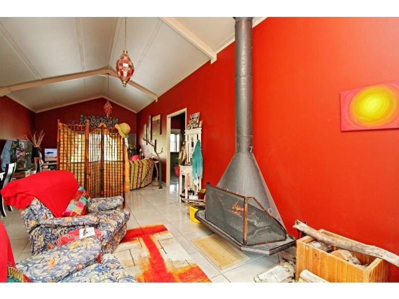 11 Ahern Lane, Pratten QLD 4370