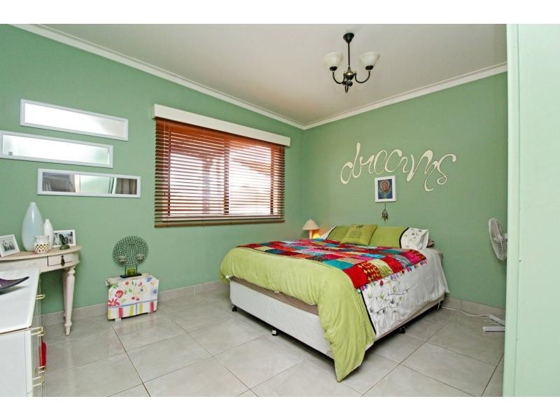 11 Ahern Lane, Pratten QLD 4370