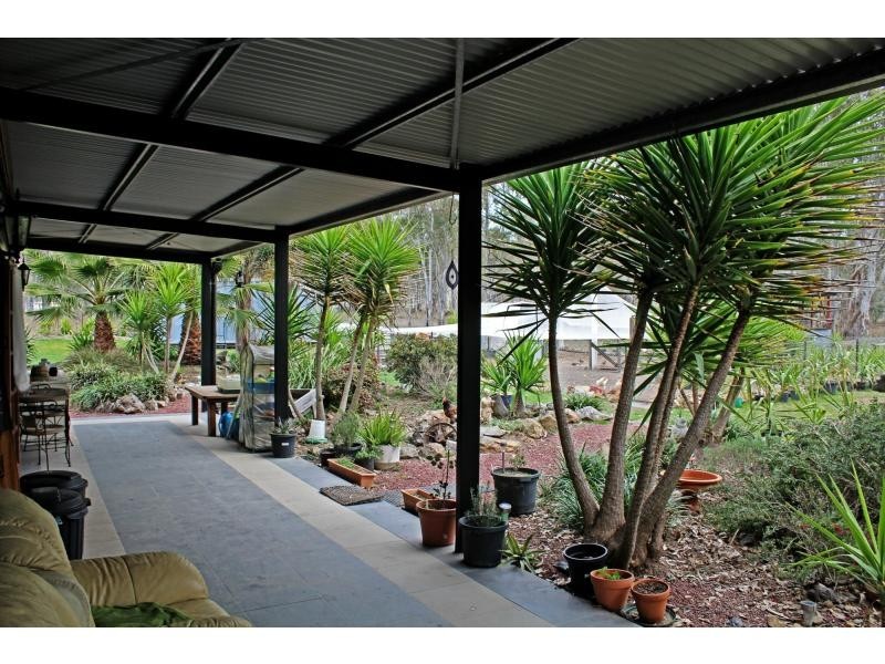 11 Ahern Lane, Pratten QLD 4370