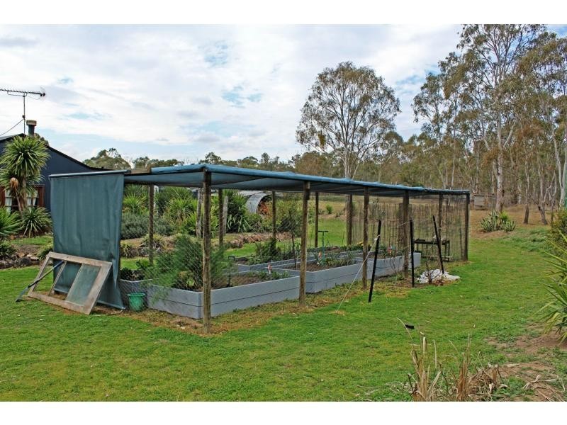 11 Ahern Lane, Pratten QLD 4370