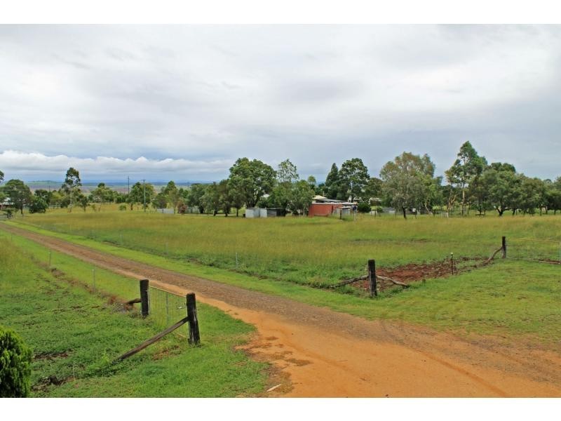 21 Sparksmans Road, Warwick QLD 4370