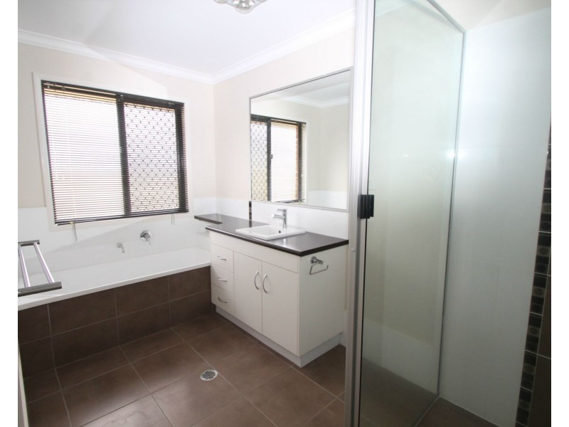 139A Ogilvie Road, Warwick QLD 4370