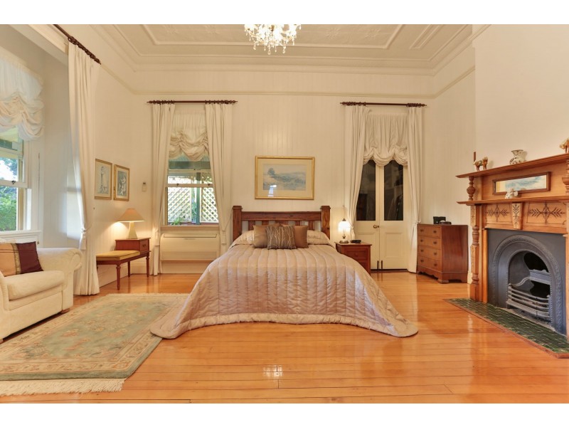 180 Palmerin Street, Warwick QLD 4370