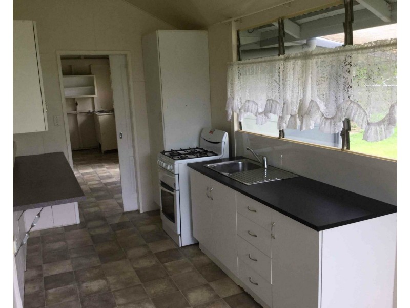 51 Myrtle Avenue, Warwick QLD 4370